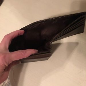 Brand new authentic men’s Coach wallet.